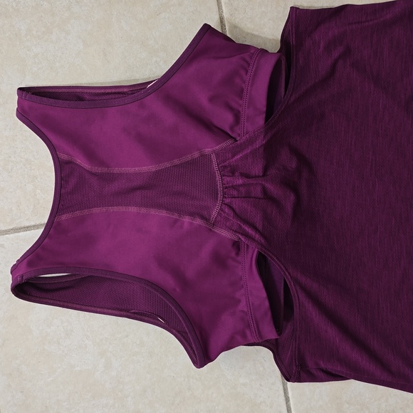 Athleta Marroon Tank Top with Built-in Bra- M - Picture 6 of 10